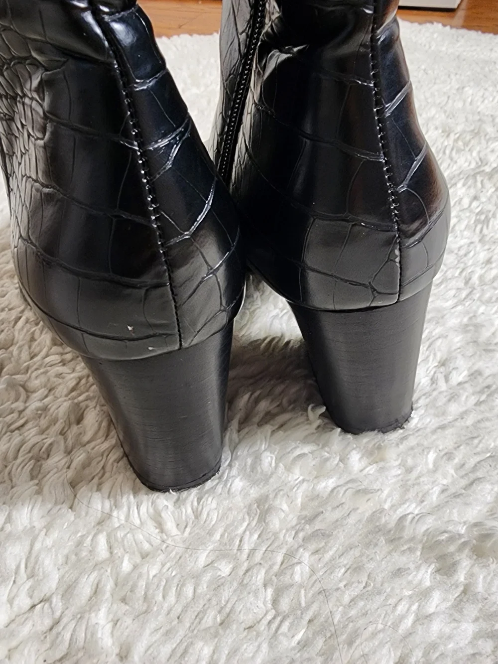 Bleecker & Bond Lyla Womens Boots 7M Black Croc Embossed Block Heel Tall Chic
